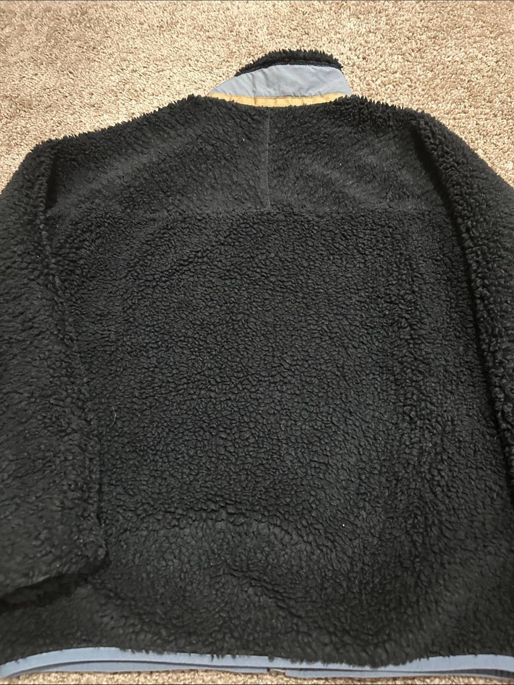 Patagonia Black Sherpa Jacket with Light Blue Pocket and Tan Trim - Kids - Picture 7 of 9